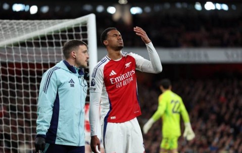 下周将战皇马！英媒：阿森纳面临防线危机 阿尔特塔阵容选择有限