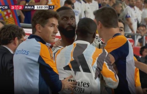 皇马国王杯决赛崩盘夜：吕迪格暴力砸裁判恐遭重罚，三人染红+西甲争冠陷绝境