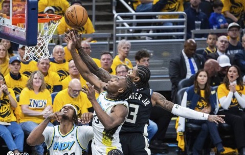 西卡25+7字母空砍36+12 步行者击退雄鹿先下一城