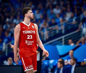 欧洲杯MVP投票：申京暂时领跑 约老师字母分列23