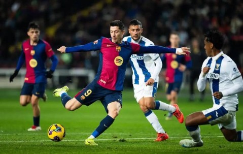 西甲-巴萨1-0马洛卡：即将国王杯决赛对阵皇马，此战巴萨能否尽全力|前瞻