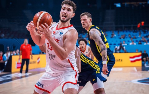 欧洲杯:申京24+16+6土耳其力克瑞典 德国轻松晋级