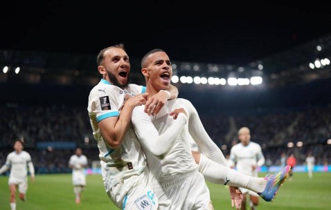 法甲联赛精彩落幕：巴黎夺冠，旧将共享金靴，降级之战激烈