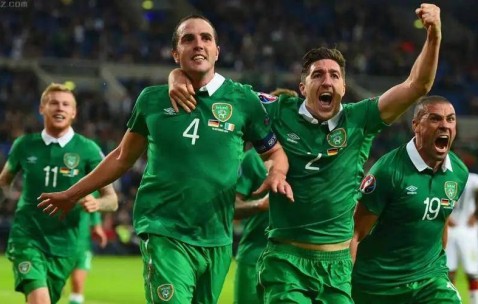 周六024 德甲 拜仁慕尼黑VS多特蒙德：比分预测