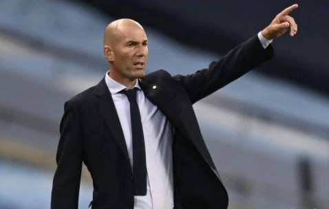 皇马内部分裂危机加剧，齐达内重返引发热议